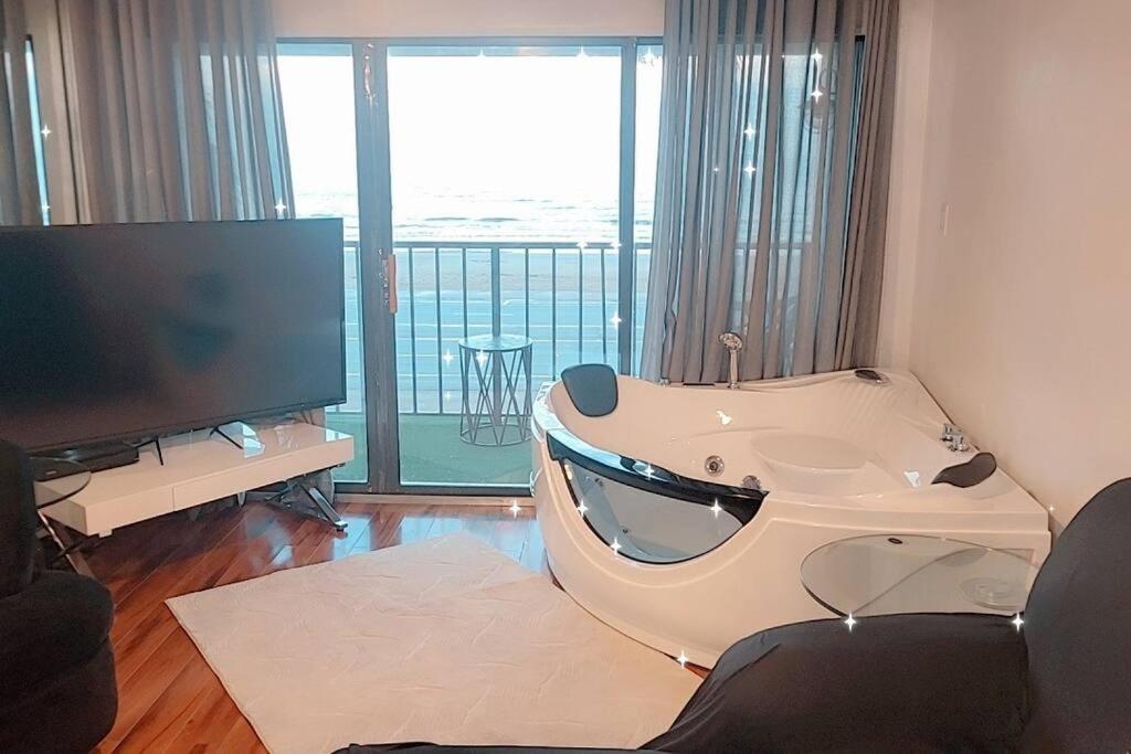 Bello Condominio Con Vista Al Mar, Jacuzzi Interno Galveston Eksteriør billede